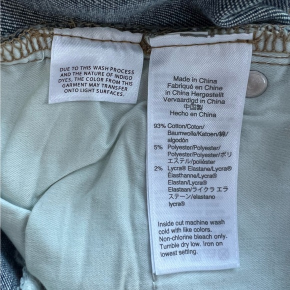 J. Crew NWT Denim Billie 9" Demi-Boot Crop Jean in Hudson Med Blue Wash, 30 - Picture 9 of 11